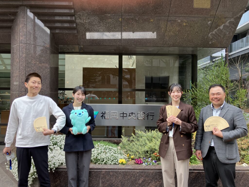 ふくおかフィナンシャルグループのアルムナイコミュニティ運営を担当する、福岡中央銀行人事部の皆さま